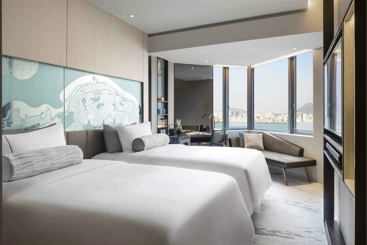 Hyatt Centric Victoria Harbour Otel Hong Kong Dış mekan fotoğraf